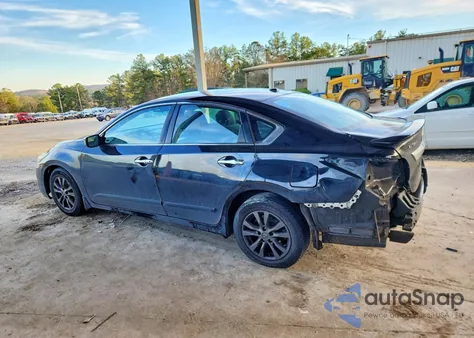 2015 Nissan Altima z USA, uszkodzony, nr VIN 1N4AL3AP3FN919713